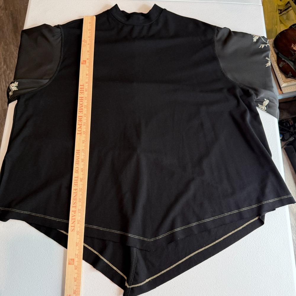 Free People‎ Womens Kimono Sleeve Embroidered Poncho Top Black Size S Boho Fairy - Picture 9 of 16